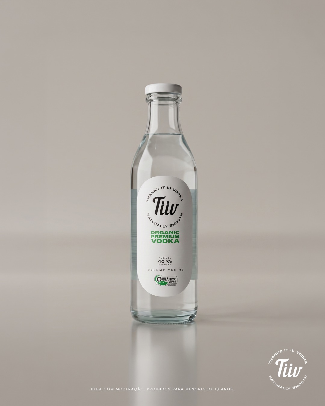 Fotografia oficial da garrafa Tiiv 700 ml